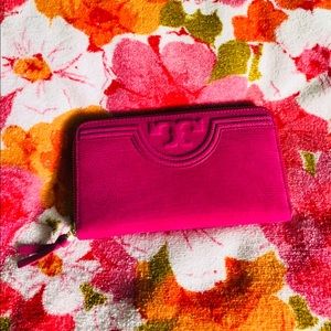 Tory Burch Fleming snake hibiscus flower wallet